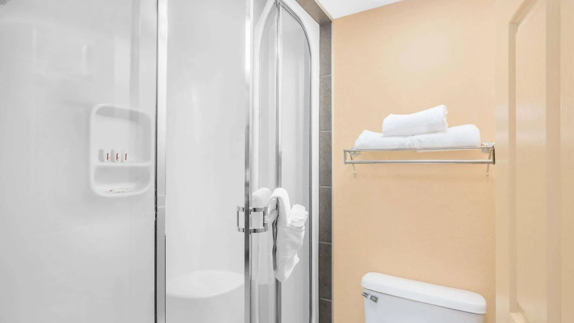 Best Western Plus West Edmonton 3*,