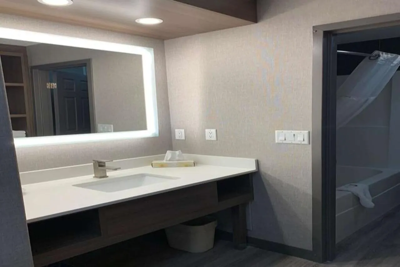 Best Western Plus West Edmonton